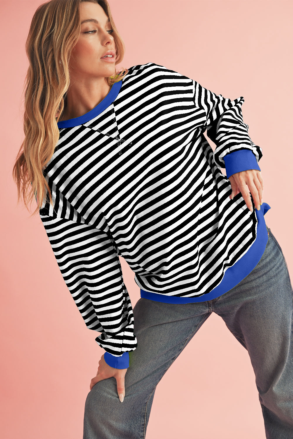 Chill Vibes Contrast Edge Oversized Sweatshirt