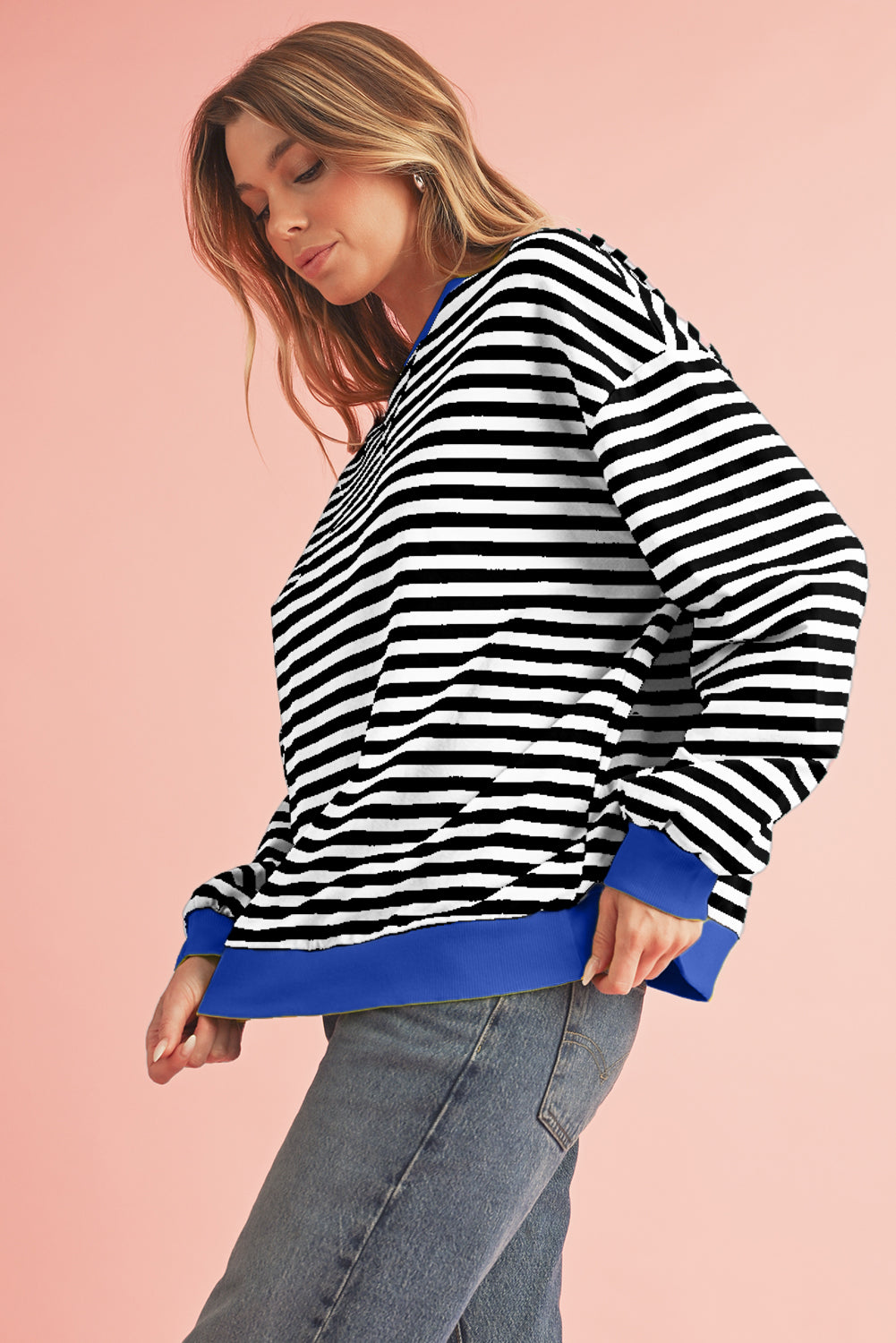 Chill Vibes Contrast Edge Oversized Sweatshirt