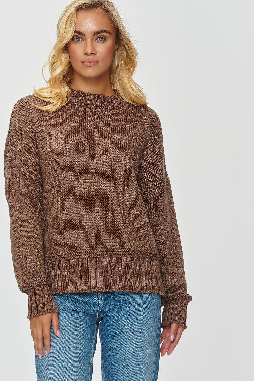 Versatile Warmth Loose-Fit Sweater