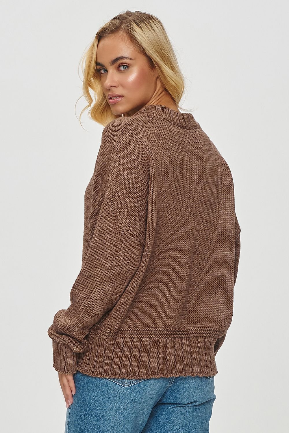 Versatile Warmth Loose-Fit Sweater