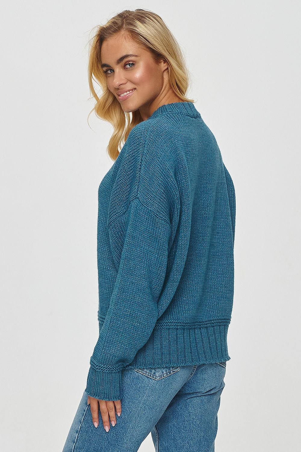 Versatile Warmth Loose-Fit Sweater