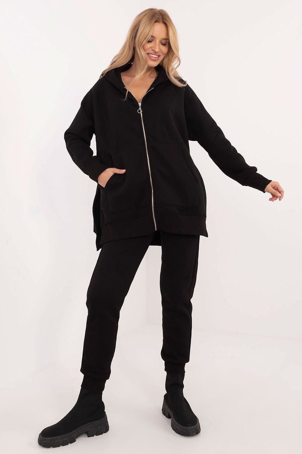 ElevateFit Women's Casual Tracksuit - Style Meets Comfort