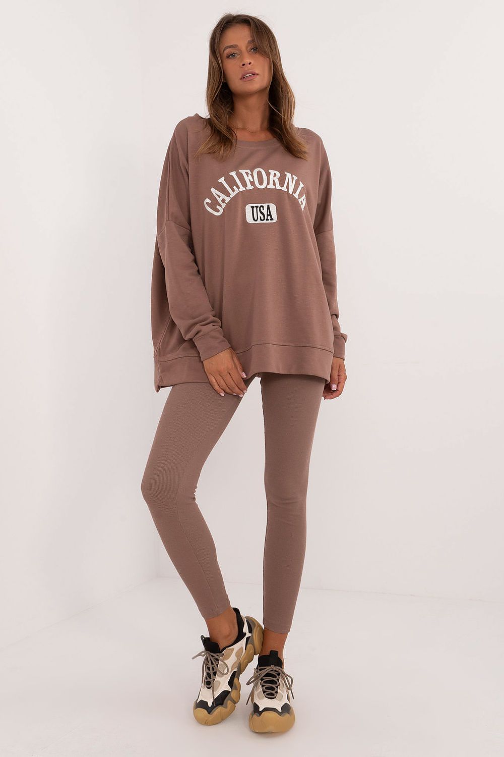 Urban Chill Chic Sweatshirt & Leggings Set