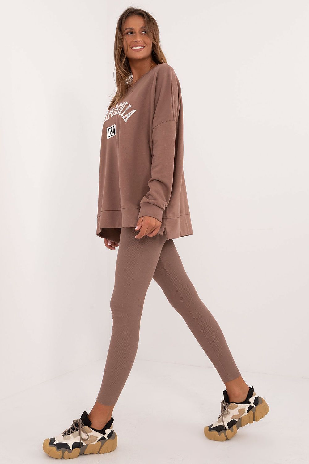 Urban Chill Chic Sweatshirt & Leggings Set