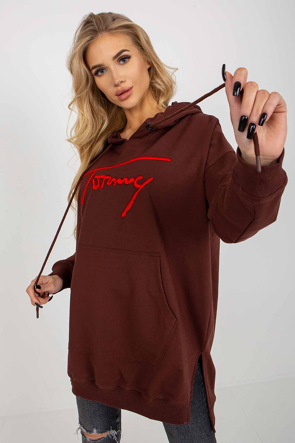 Essential Longline Women’s Hoodie – Minimalist Comfort & Style