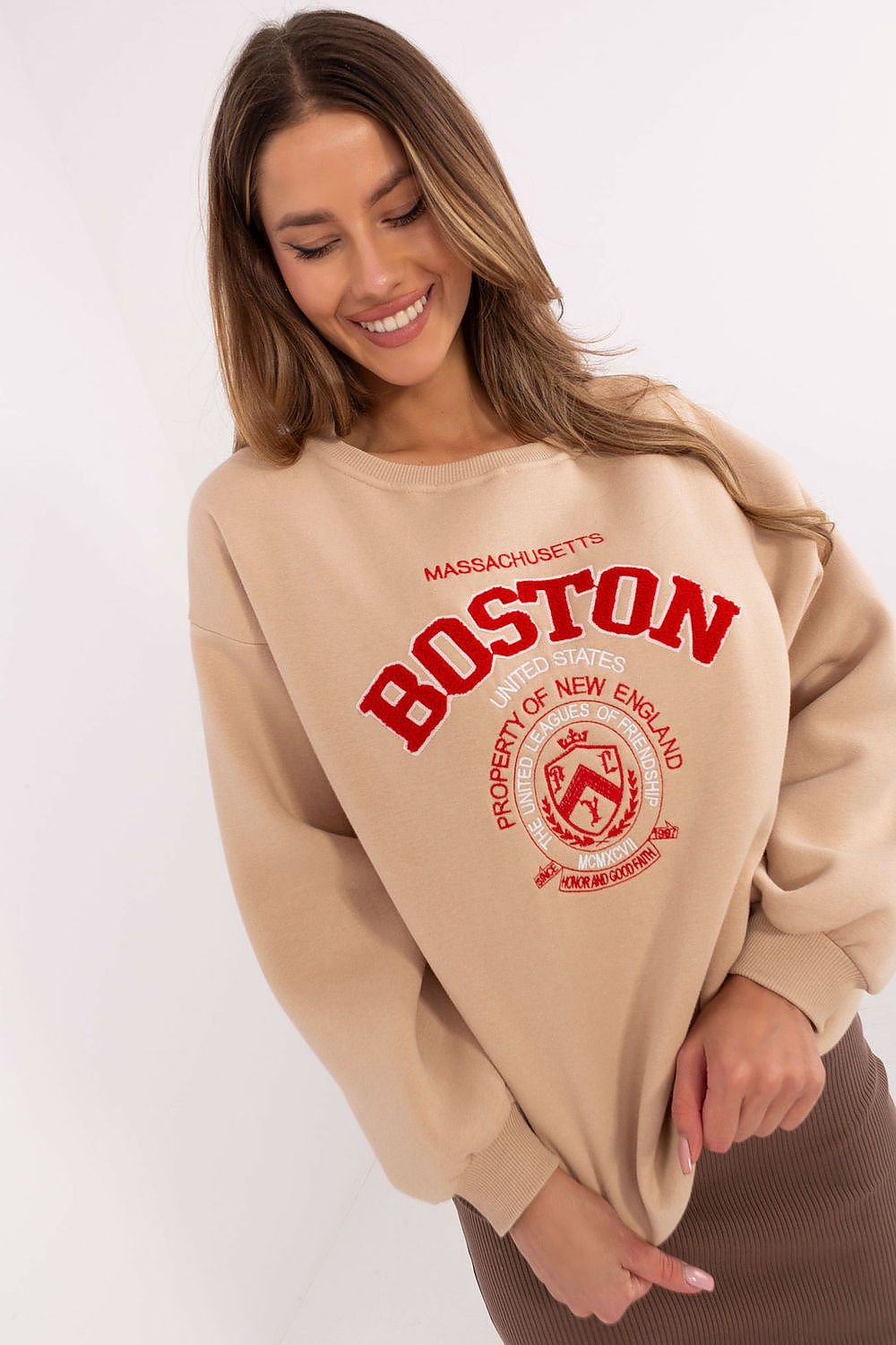 Urban Chic Cozy Sweatshirt – Effortless Style & All-Day Comfort