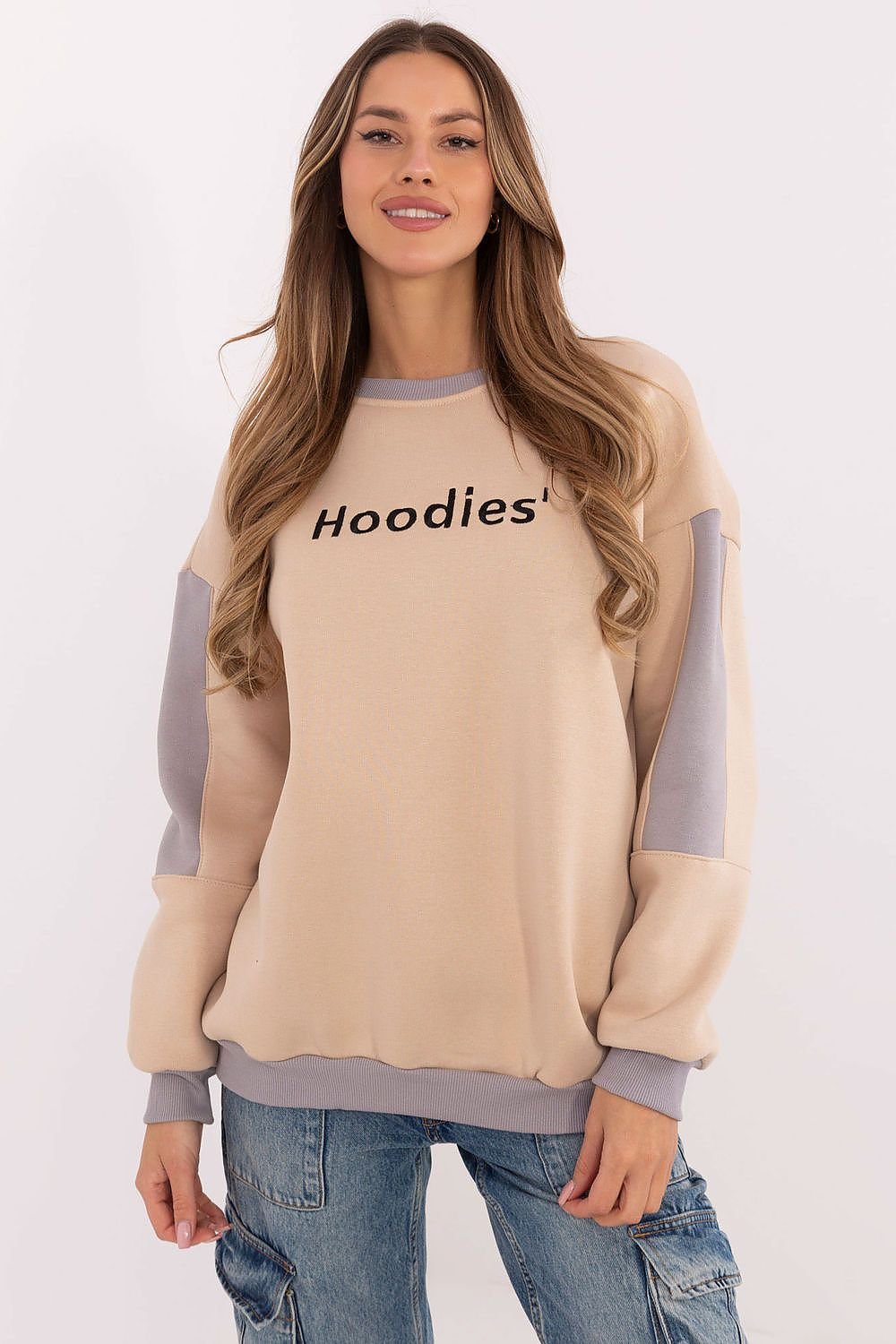 Elevate Comfort Sweatshirt – Cozy Chic with a Stylish Edge