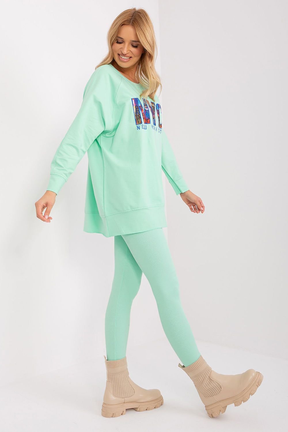 Seamless Comfy Luxe Graphic Hoodie Set