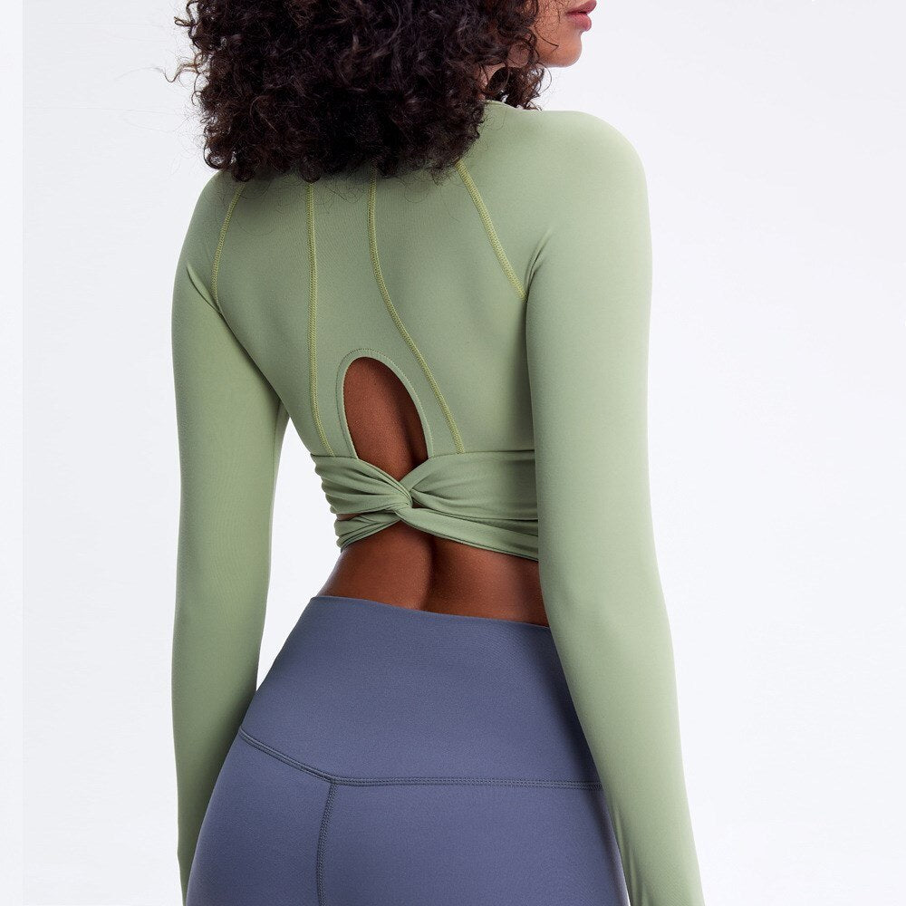 Long Sleeve Workout Top With Keyhole - green / S - Sport Finesse