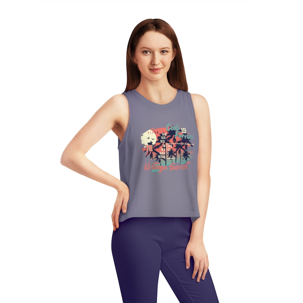 California Vintage Sunset Women's Cropped Tank Top - Sport Finesse