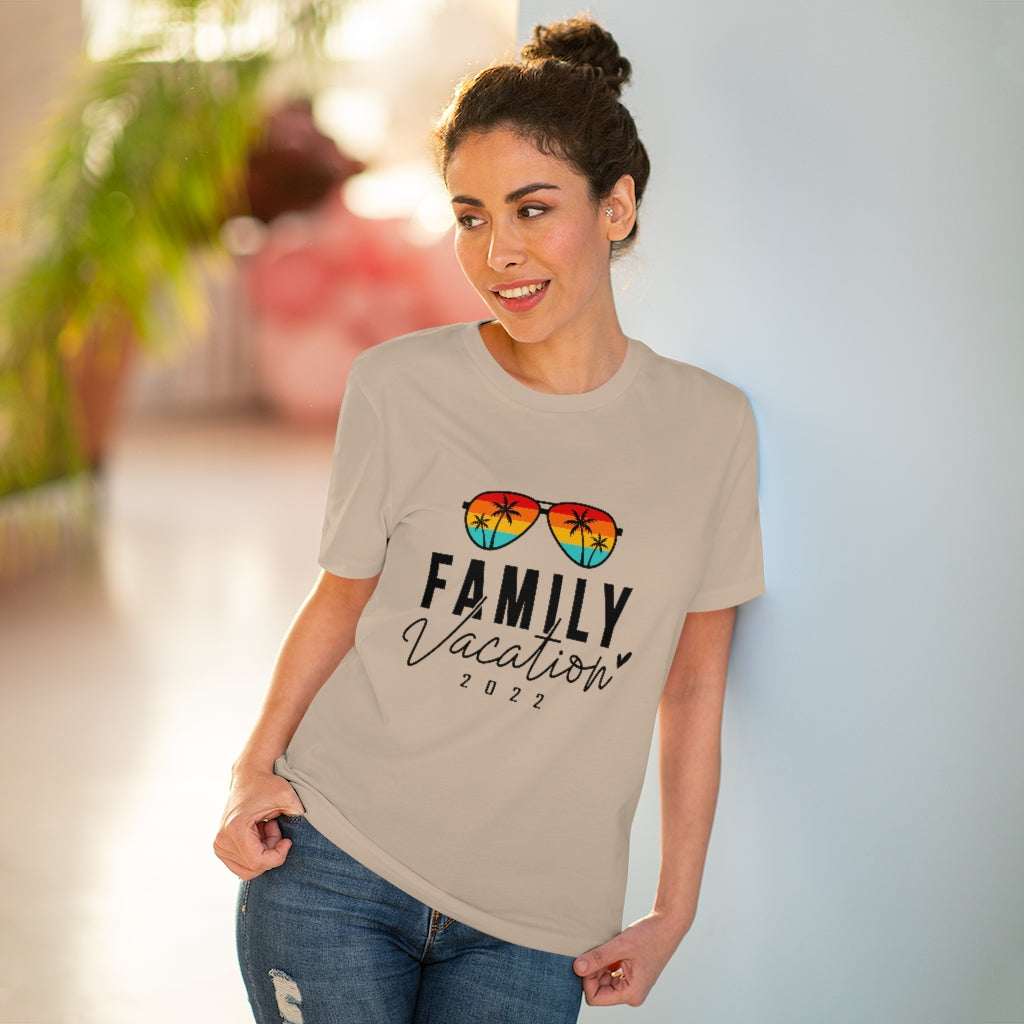 Family Vacation Unisex Organic T-shirt - Desert Dust / L - Sport Finesse