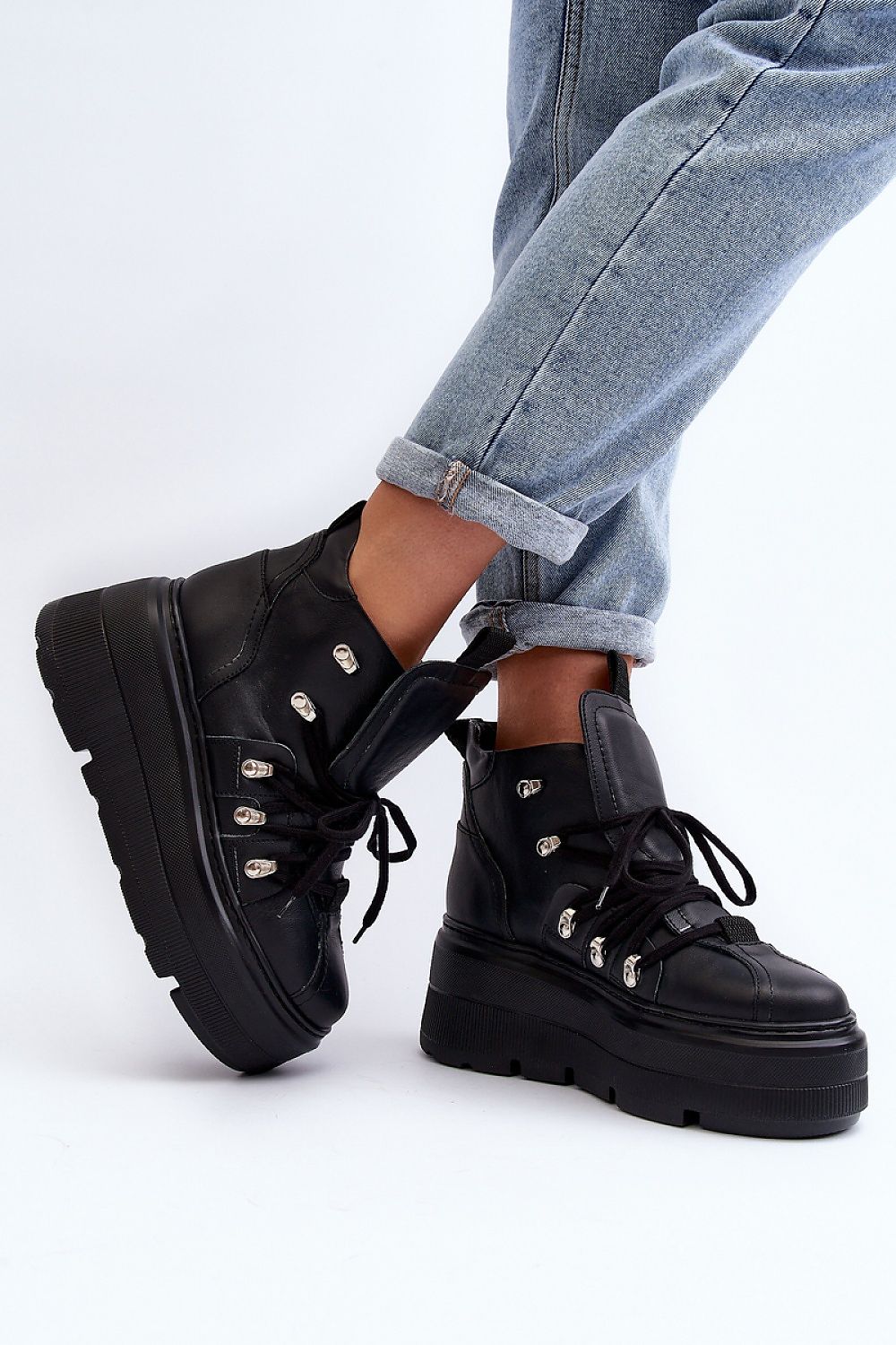 Black Spring Style Natural Leather Trainers