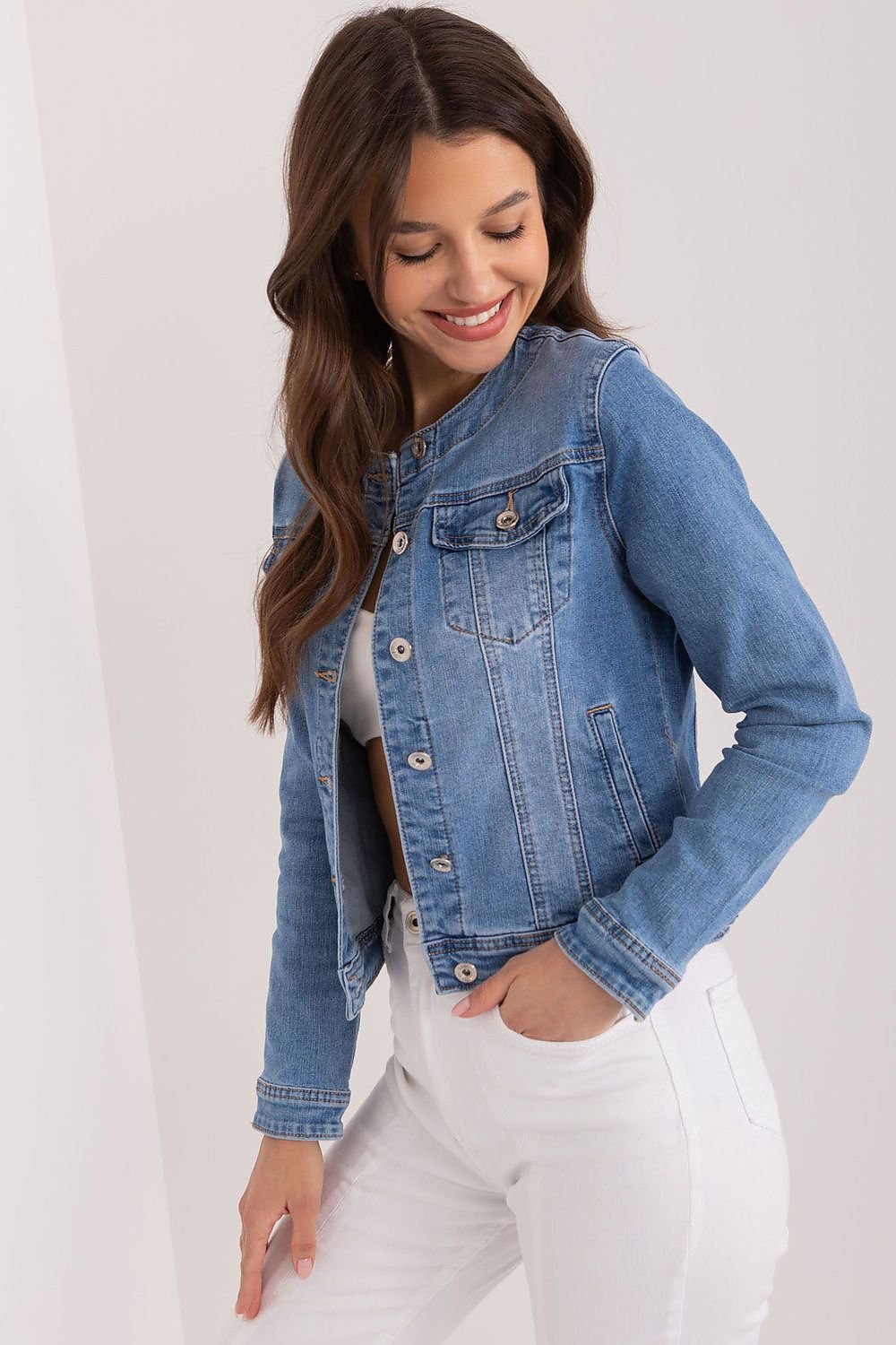 Women's Solid Color Denim Jacket With Two Pockets