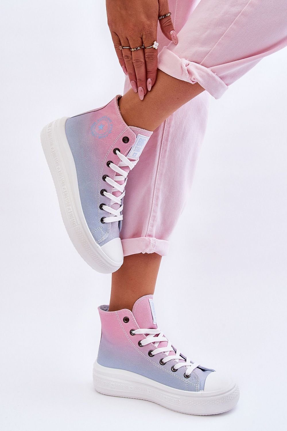 High-Top Big Star Pink Gradient Sneakers - US 5.5 - Sport Finesse