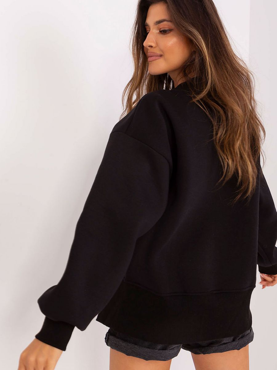 Sleek & Snug: Fashionable Everyday Black Sweatshirt
